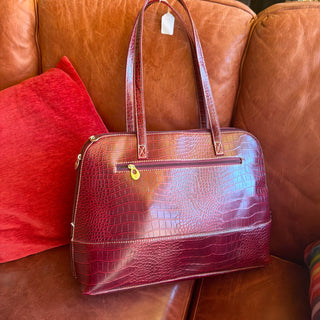 Case Logic Red Leather Ladies Briefcase Work Carrying Case Shoulder Bag Computer VV