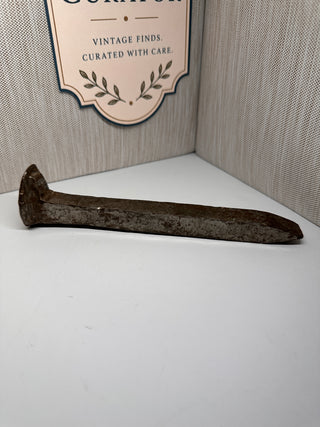 Rustic Reclaimed Railroad Spike – 13oz Vintage Crafting & Decor Supply
