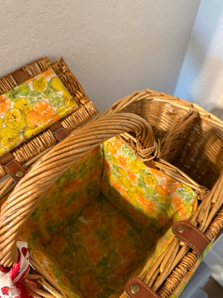 vintage picnic/wine basket