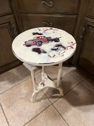 Farmhouse Lightweight Round Rustic Side Table