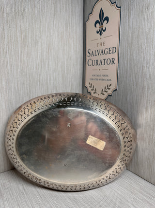 Circa 1920s Barker-Ellis Engraved Silverplate 11-Inch Oval Serving Tray with Pierced Border