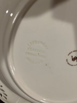 Leeds Classical Creamware Pottery Plate Made in England