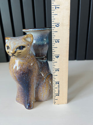 Vintage pottery cat vase