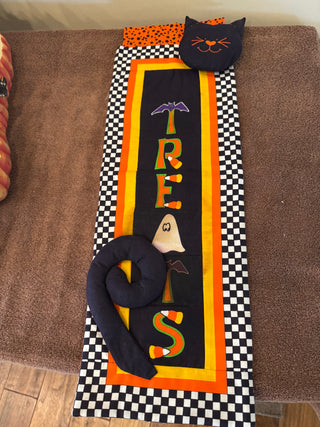 Handmade Black Cat Candy Pocket Wall Hanging