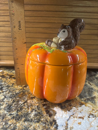 Pumpkin w/ squirrel on top cookie jar