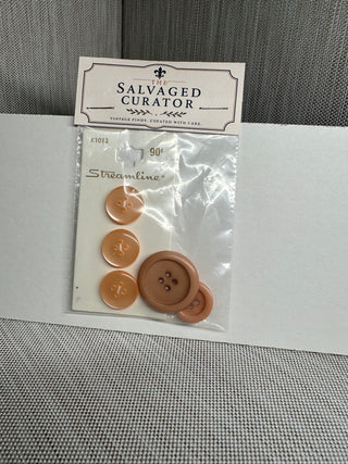Vintage Streamline Peach 4-Hole Button Set