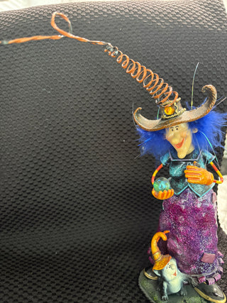 LE - Vintage Halloween Resin/metal witch