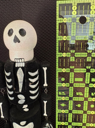 LE - Skeleton Nutcracker
