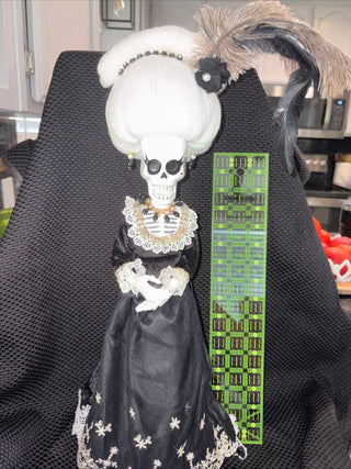 LE - Fancy Victorian Lady Skeleton Day of the Dead Halloween Tree Topper