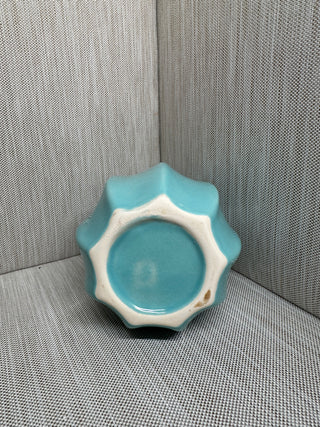 Turquoise Fluted Ceramic Vase – Glossy Teal Gourd Shape