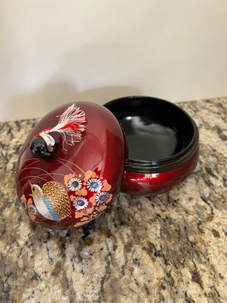 Japanese  Ted Lacquered Trinket Box with Lid