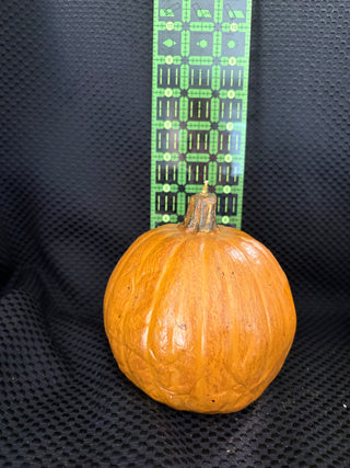LE - Fall Autumn pumpkin candle (5" tall)