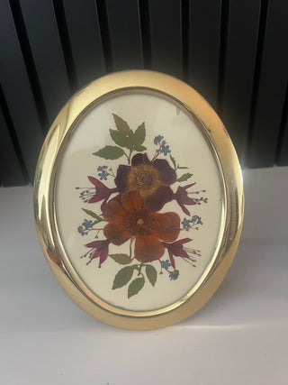 Brass oval pressed flowers frame
