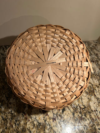 Vintage Round Sewing/Bread/Fruit Basket