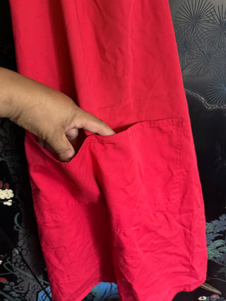 Red Apron 2 front pockets VV
