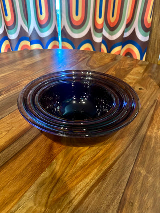 Vtg Pyrex Purple Glass Nesting Mixing Bowl Set of 3