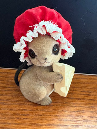 Vtg. (1950) Flocked Mouse, made in Japan