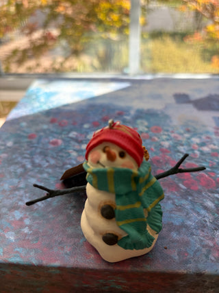 Vtg 1999 Hallmark "Moe" Snowman of Mitford Ornament
