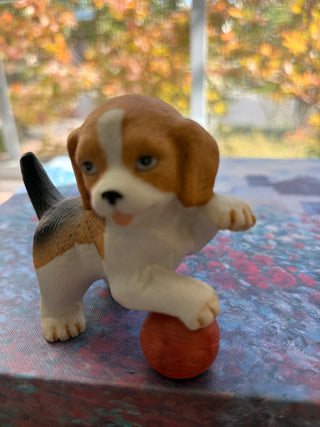 Vtg HJ&G Puppy Pals Beagle w/ Red Ball 8917