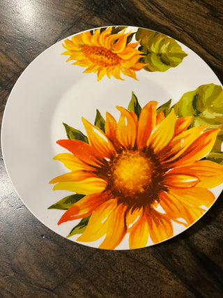 Royal Norfork Sunflower Dinner Plate
