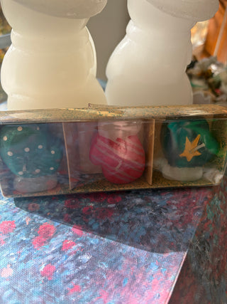 Vintage Set 3 Winter Mittens Floating Candles