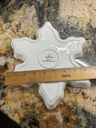 Hallmark Red Snowflake Plate