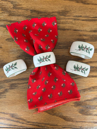Holly Cloth Napkins, Set of 4