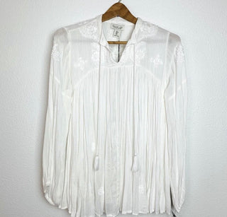 Rachel Zoe White Long Sleeve Embroidered Top Size MediumVV