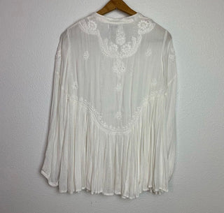 Rachel Zoe White Long Sleeve Embroidered Top Size MediumVV