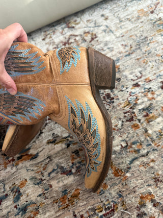 Corral Peace Heart Angel Wings Cowboy Boots