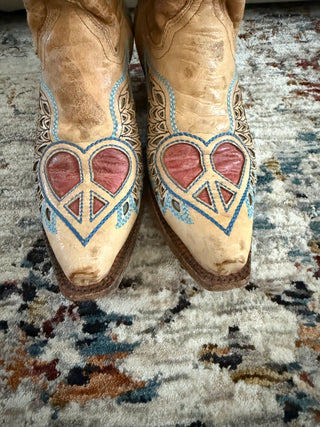 Corral Peace Heart Angel Wings Cowboy Boots