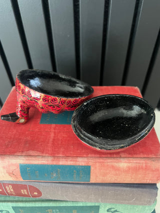 Vintage Indian Paper Mache Hand Painted Bird Trinket Box