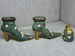 TJ's Collection 3-Piece Miniature Figurine Set – Green Victorian Boots & Purse
