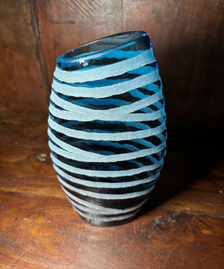 Turquoise & amethyst ribbon design glass vase