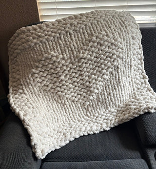 Ivory baby/lap blanket with textured heart
