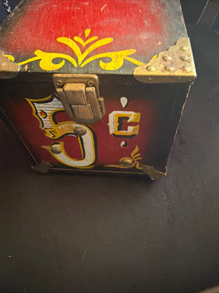Vintage Wood  & Metal Accent Shoe Shine Box 5 cents Shine Circus Carnival Theme VV