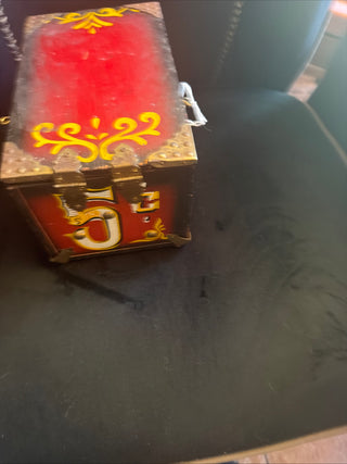Vintage Wood  & Metal Accent Shoe Shine Box 5 cents Shine Circus Carnival Theme VV