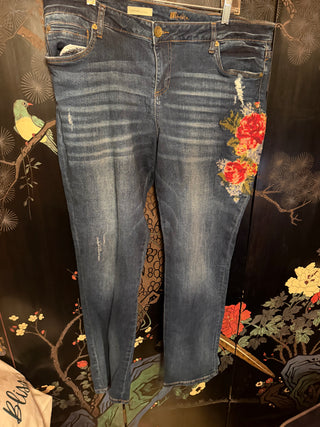 Kut Catherine Boyfriend Jeans embroidery Size 14