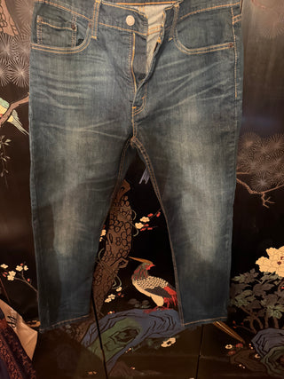 Levi 502 Jeans Size 33" X 32"