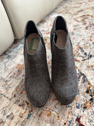 Kelly & Katie Black & Gray Tweed Booties