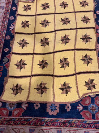 Crochet Yellow pinwheel 5 Ft X 4 Ft lap blanket