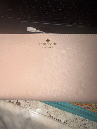 Kate Spade Darcy Refined Grain Leather Large Slim Bifold Wallet Light Fawn Saddle VV
