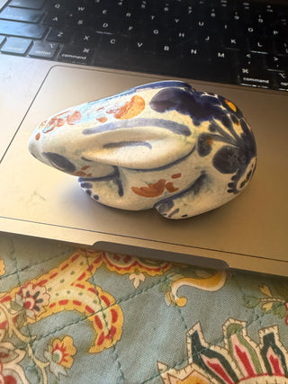 Ceramic bunny VV