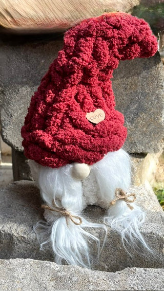 Mrs. Gnome, cranberry hat with heart