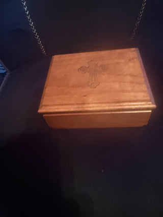 Prayer / Jewelry  wood box  VV