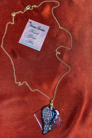 Art Glass Pendant Amethyst Leaf SS 27" Chain