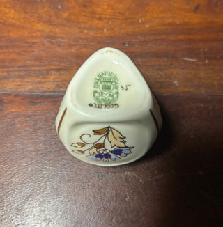 Vtg hand-painted mini cornflower vase