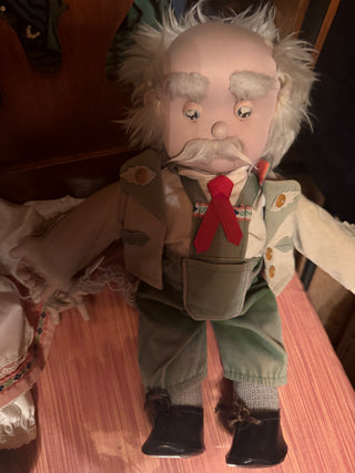 Vintage German Grandma & Grandpa Posable fabric dolls