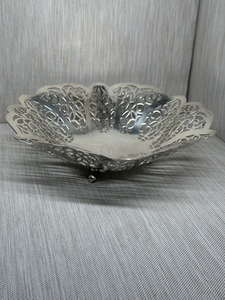 1940s International Silver Co Lovelace Pierced Footed Bowl EPNS 3516