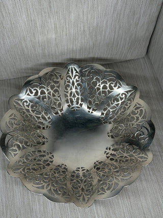 1940s International Silver Co Lovelace Pierced Footed Bowl EPNS 3516